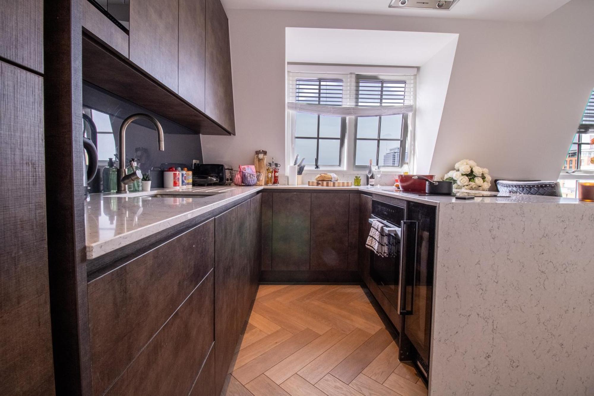 Luxurious 1-Bedroom Penthouse In Marble Arch 71 Лондон Экстерьер фото
