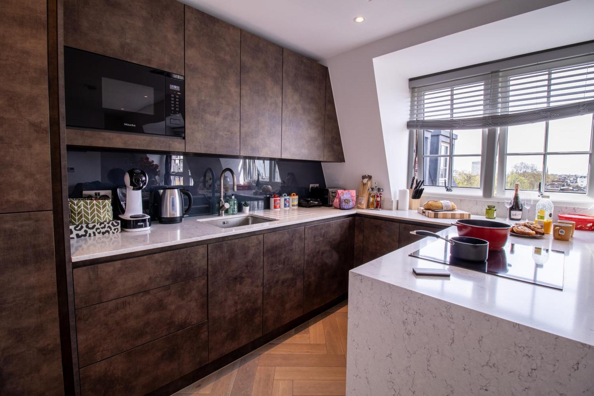 Luxurious 1-Bedroom Penthouse In Marble Arch 71 Лондон Экстерьер фото