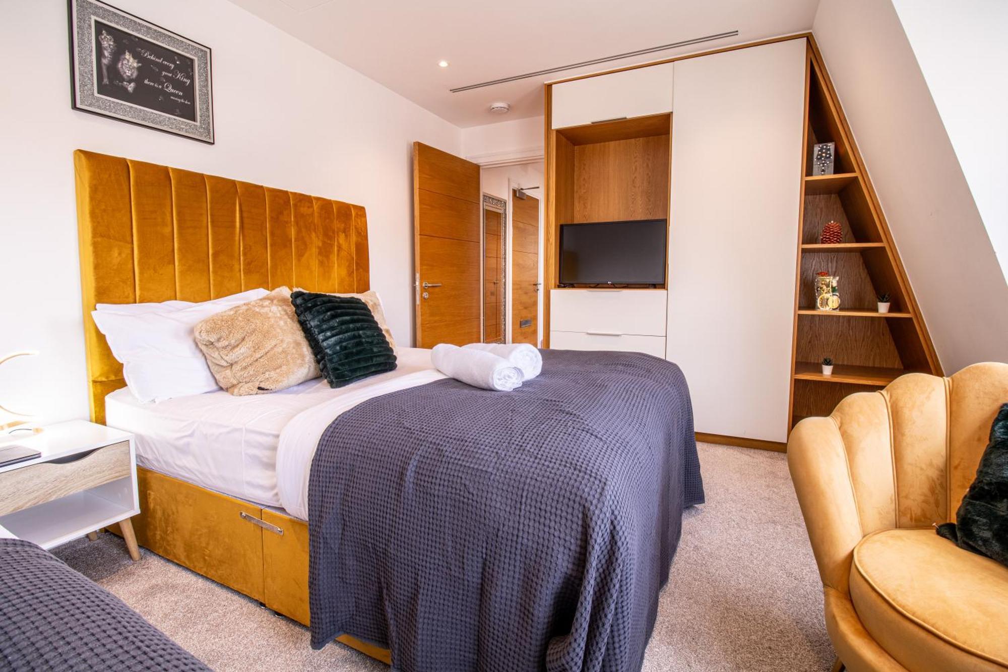 Luxurious 1-Bedroom Penthouse In Marble Arch 71 Лондон Экстерьер фото