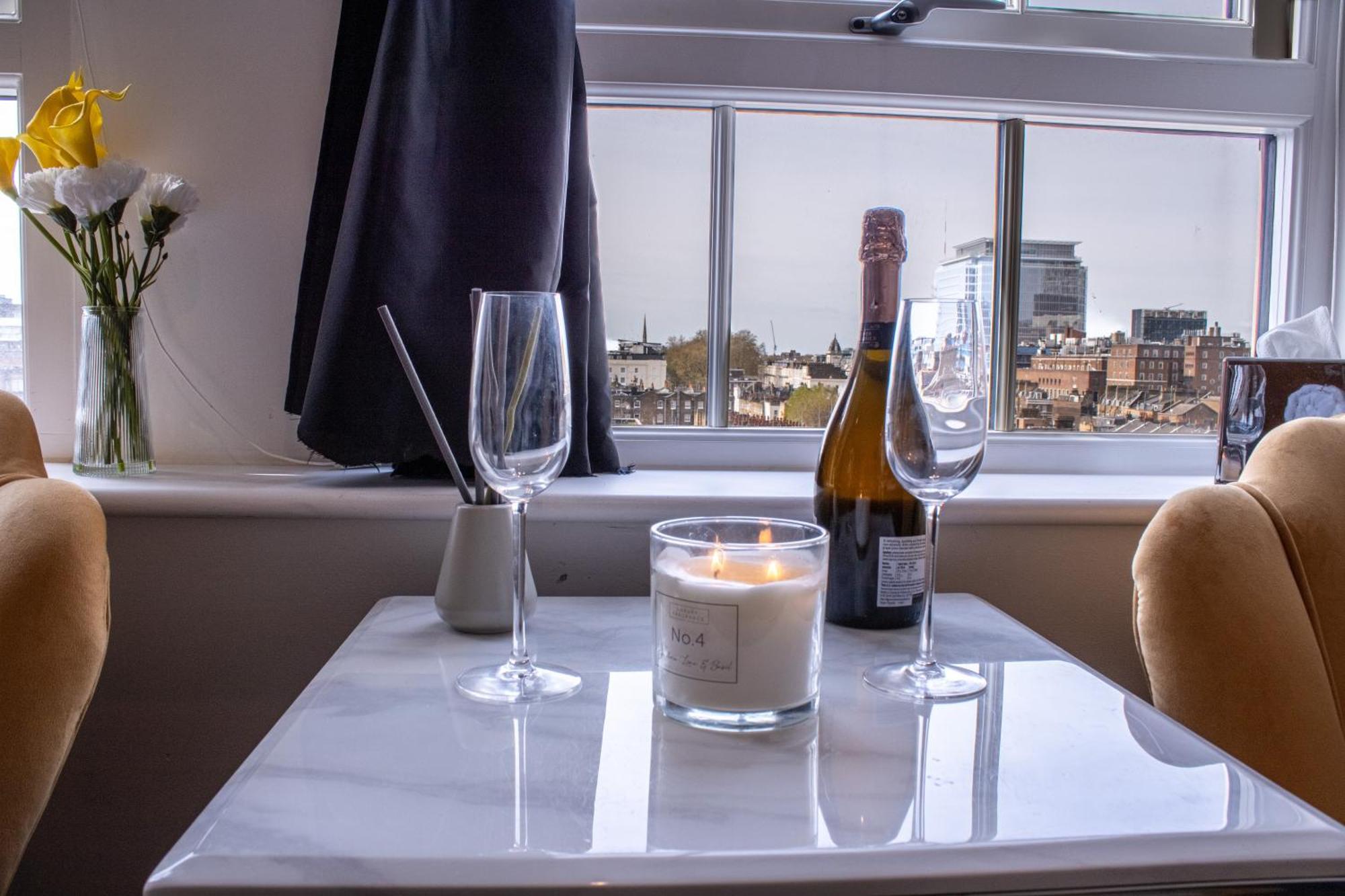 Luxurious 1-Bedroom Penthouse In Marble Arch 71 Лондон Экстерьер фото